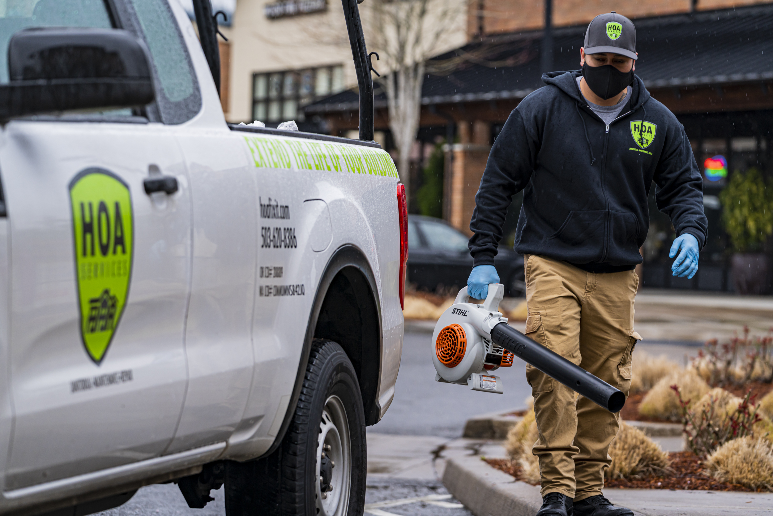 Commercial and Residential Routine Cleaning Commercial janitorial porter